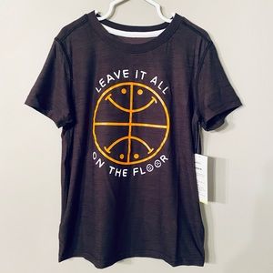 NWT Old Navy Breathe On basketball Tee